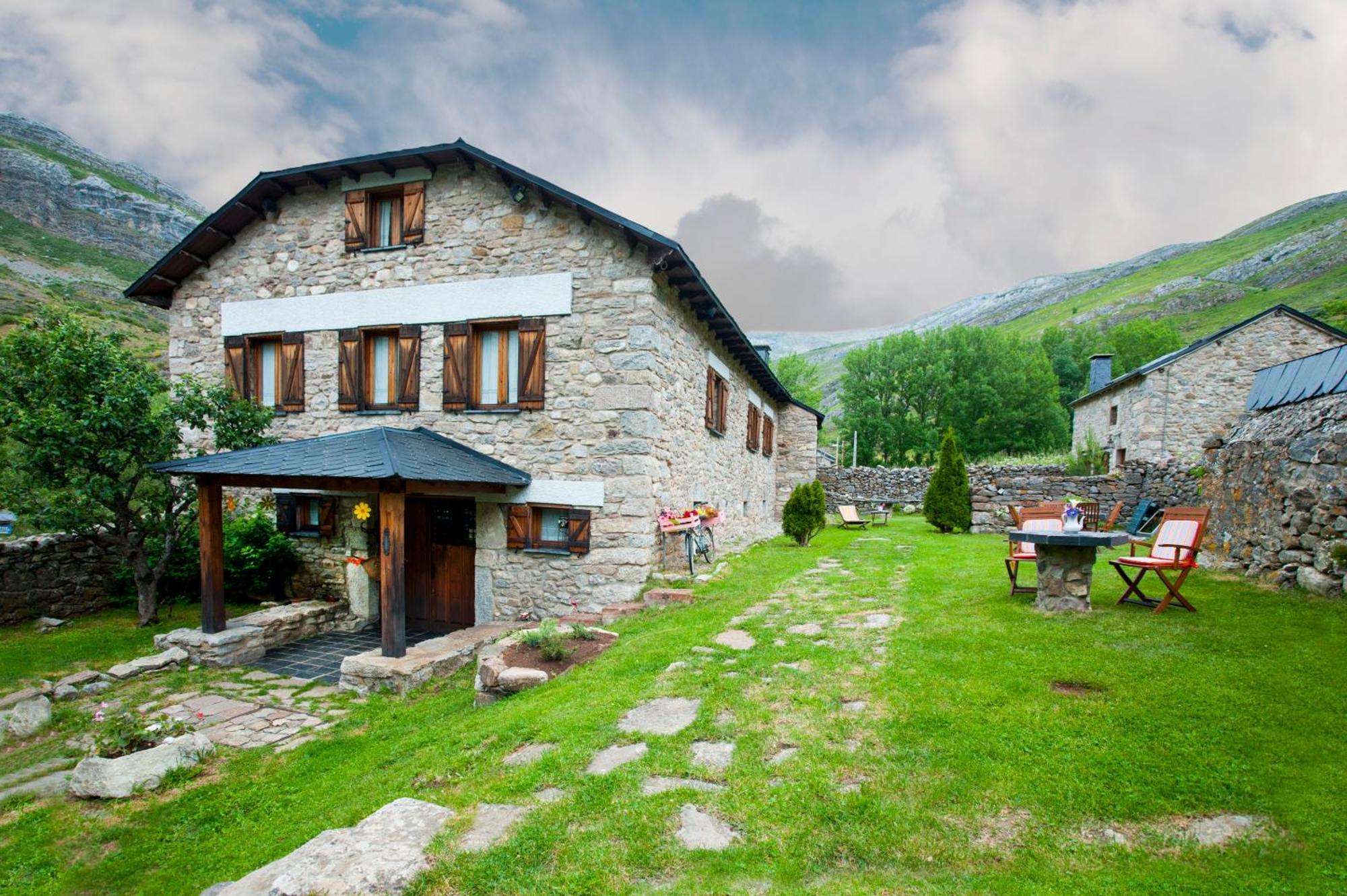 Posada El Rincon De Babia Ла-Куэта Экстерьер фото