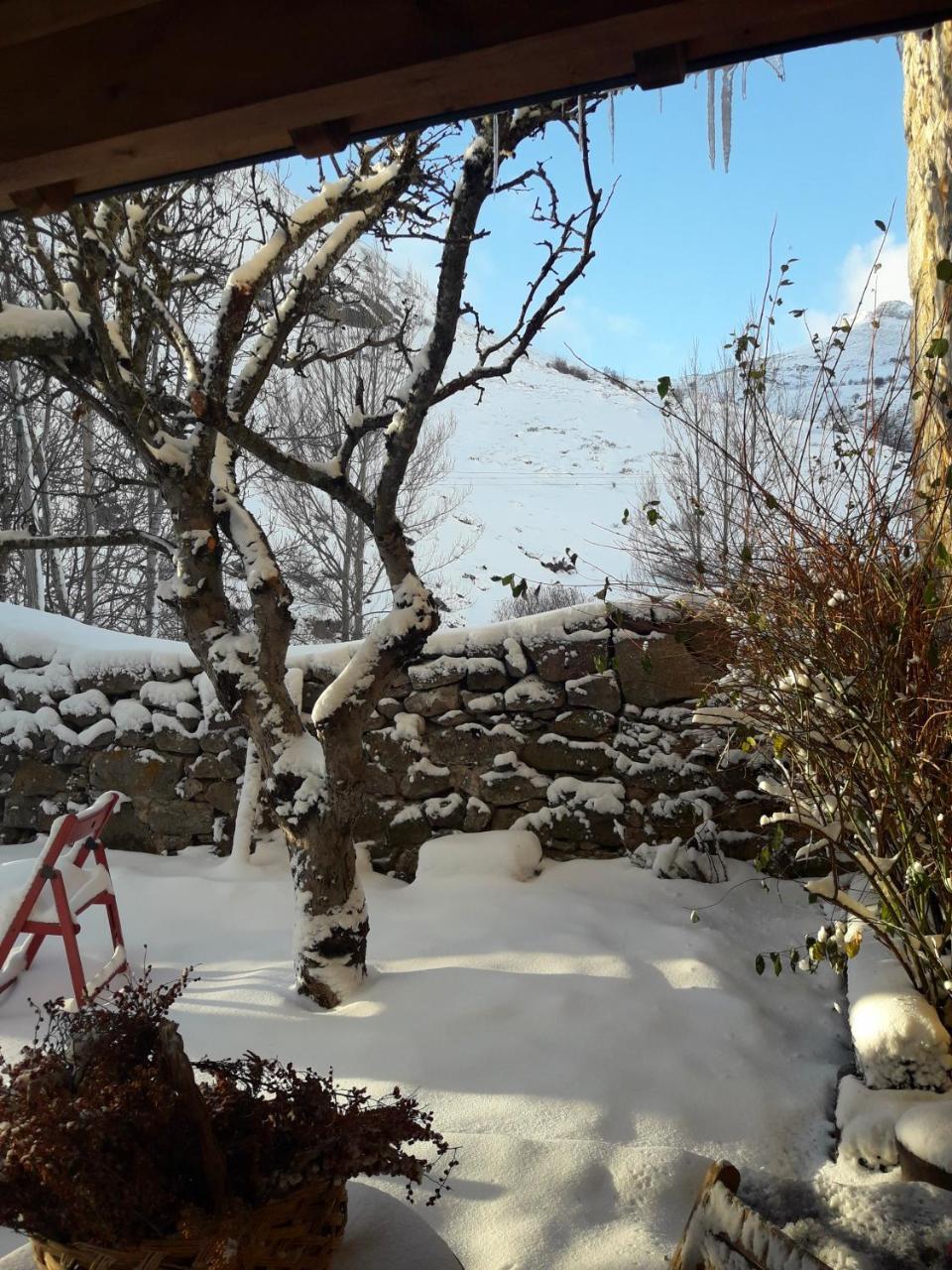 Posada El Rincon De Babia Ла-Куэта Экстерьер фото
